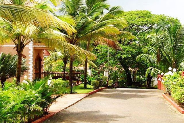 best sinquerim Villas in Goa 