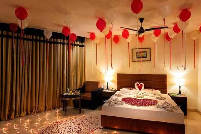 Room Decor for Couples in Villas